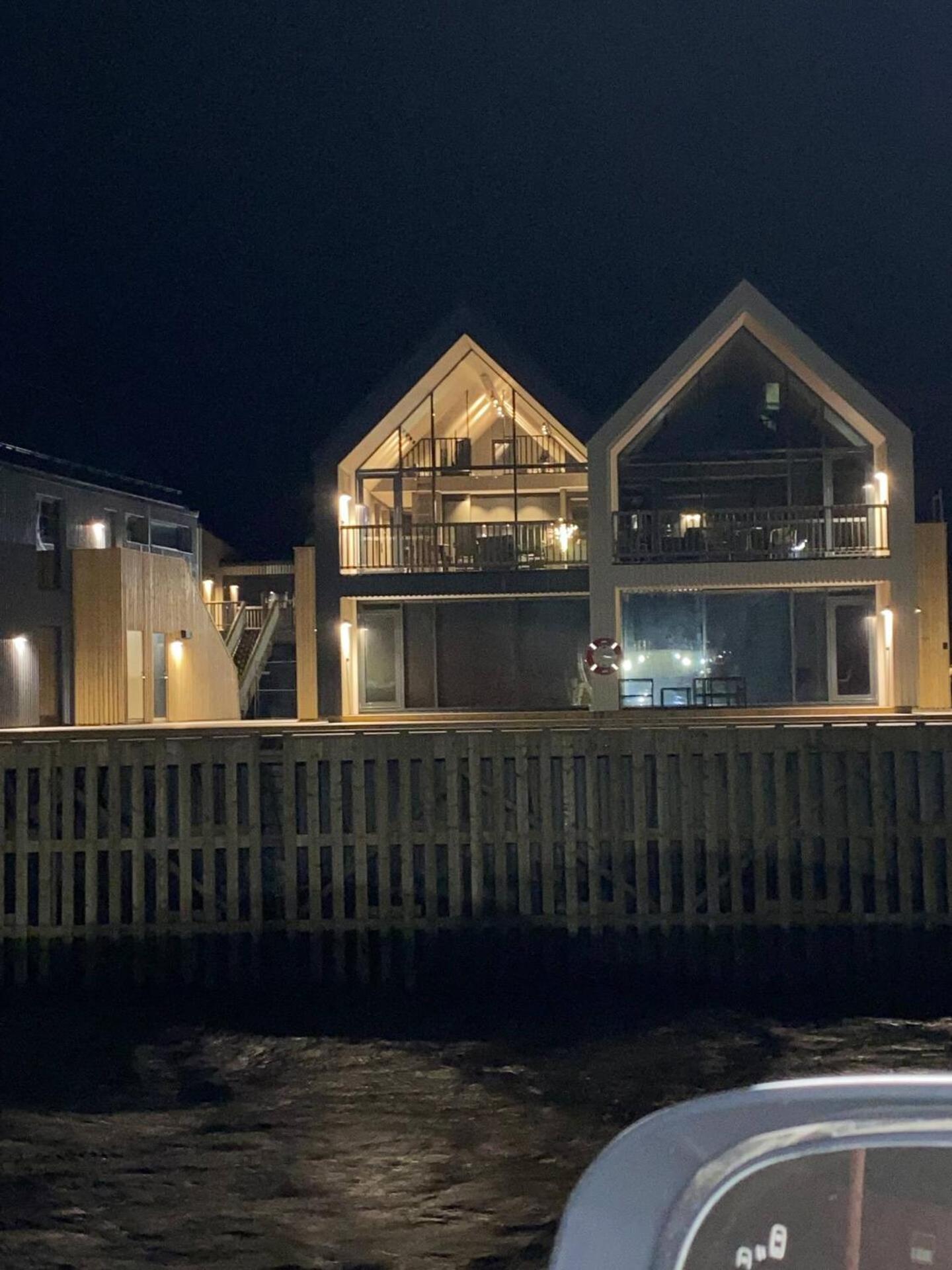 Ny Leilighet I Henningsvaer! Екстериор снимка