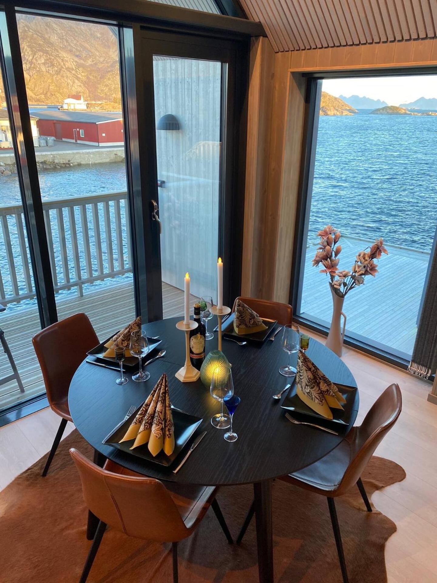 Ny Leilighet I Henningsvaer! Екстериор снимка